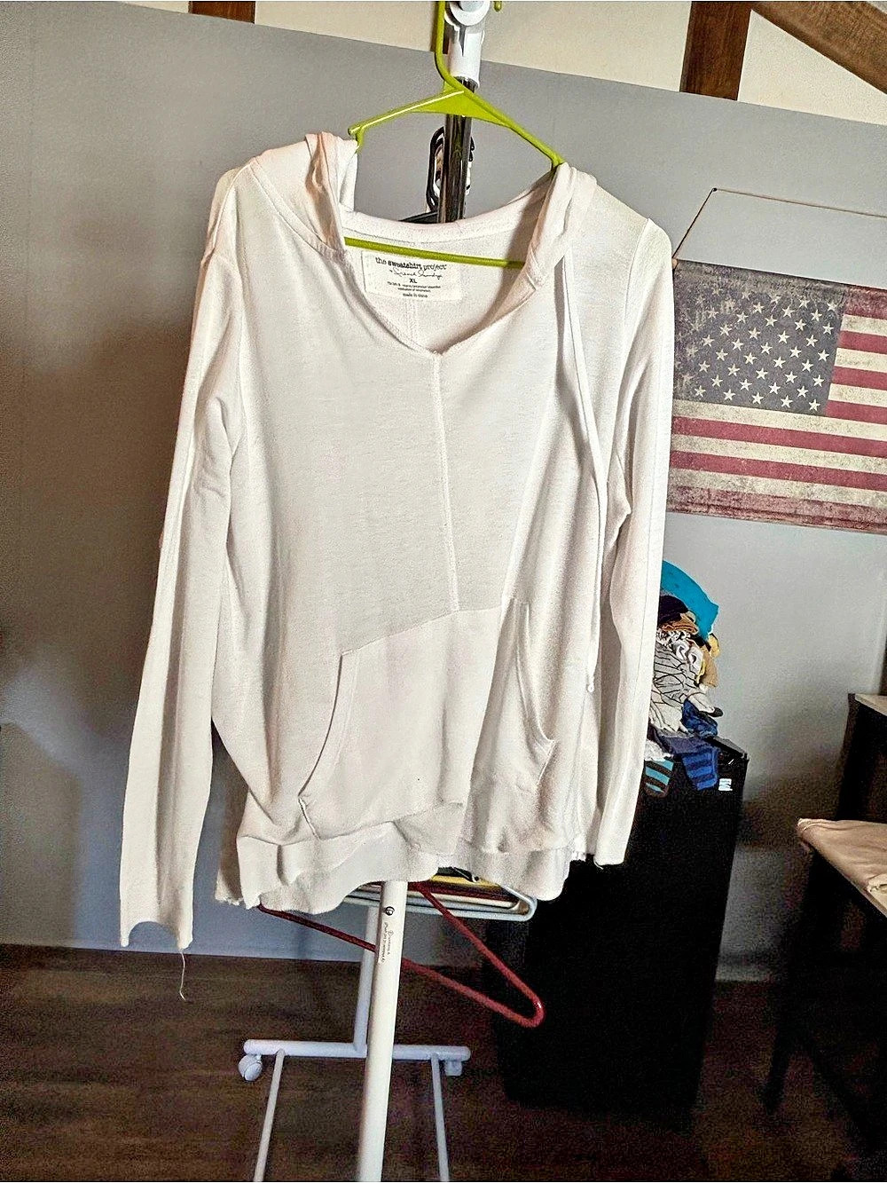 The Sweatshirt Project Hoodie in White Size XL